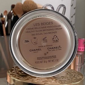 CHANEL Soleil De Tan Bronzer